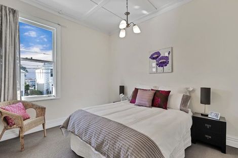 Photo of property in 54 Pirie Street, Mount Victoria, Wellington, 6011