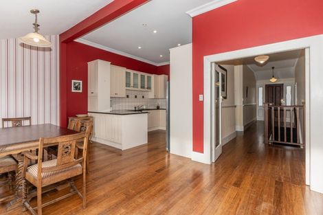 Photo of property in 123 Hackthorne Road, Cashmere, Christchurch, 8022