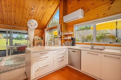 Photo of property in 32 Kennedy Park Drive, Pauanui, Hikuai, 3579