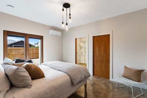 Photo of property in 2 Rich Rise, Havelock North, 4130