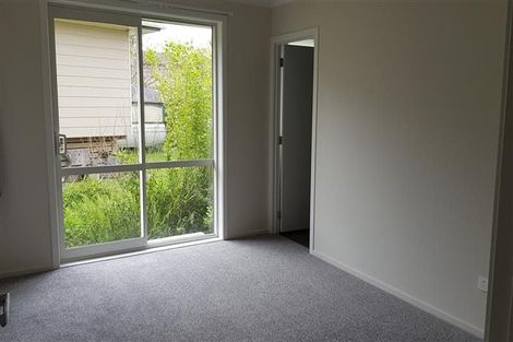 Photo of property in 39 Woodside Road, Massey, Auckland, 0614