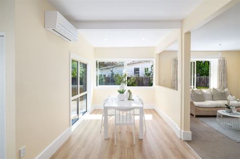 Photo of property in 17 Searells Road, Strowan, Christchurch, 8052