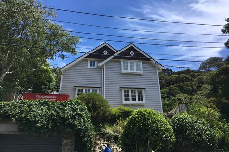 Photo of property in 2 Glen Road, Kelburn, Wellington, 6012