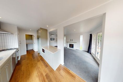 Photo of property in 3 Adams Place, Kelvin Grove, Palmerston North, 4414