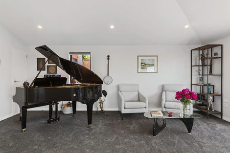 Photo of property in 63 Te Awakura Terrace, Mount Pleasant, Christchurch, 8081