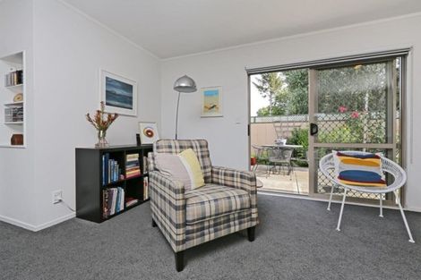 Photo of property in 3/305 Park Road South, Akina, Hastings, 4122