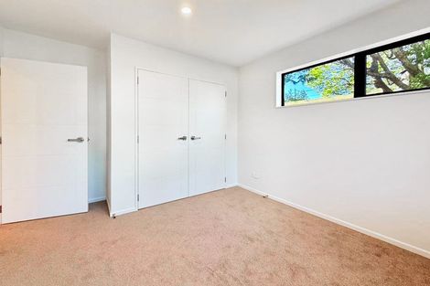 Photo of property in 16f Sheridan Drive, New Lynn, Auckland, 0600