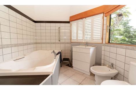 Photo of property in 9 Peacock Garden Drive, Kerikeri, 0230