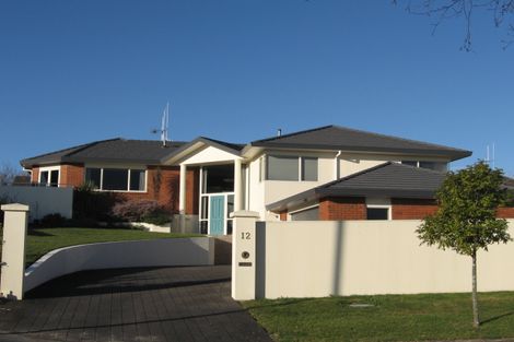 Photo of property in 12 Burleigh Place, Rototuna, Hamilton, 3210