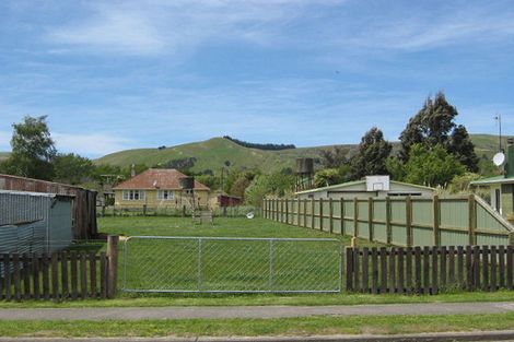 Photo of property in 18 Montgomery Street, Cheviot, 7310