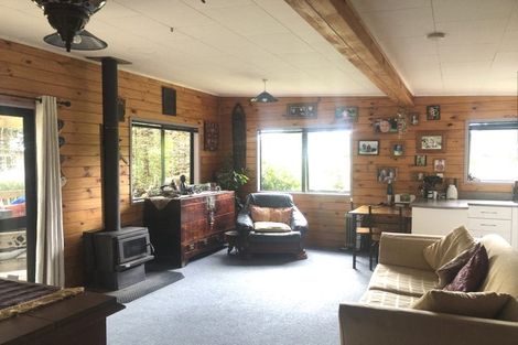 Photo of property in 6 Estaugh Close, Kauri, Kamo, 0185