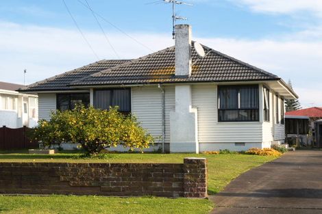 Photo of property in 36 Blake Road, Mangere East, Auckland, 2024