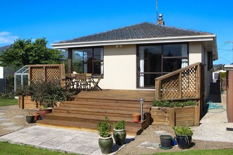 Photo of property in 40 Stuart Street, Holmes Hill, Oamaru, 9401
