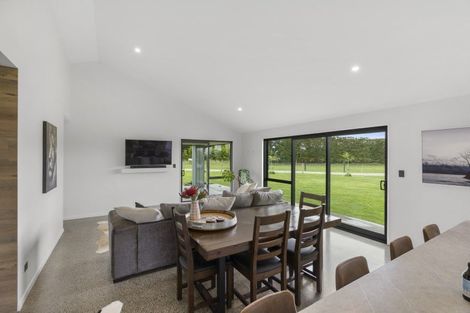 Photo of property in 1136 Poyntzs Road, Eyrewell, Rangiora, 7476