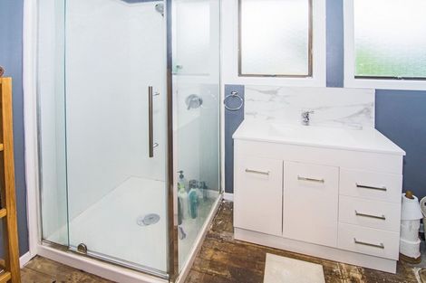 Photo of property in 30 Bridge Street, Eketahuna, 4900