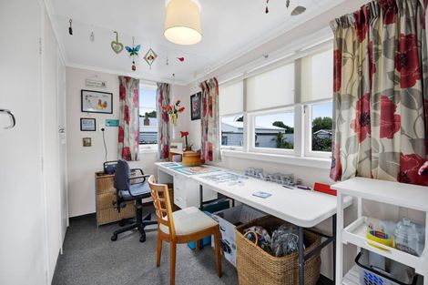 Photo of property in 240 Egmont Street, Patea, 4520