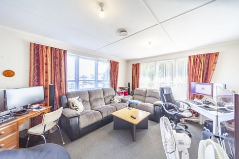 Photo of property in 16 Venables Avenue, Onekawa, Napier, 4110