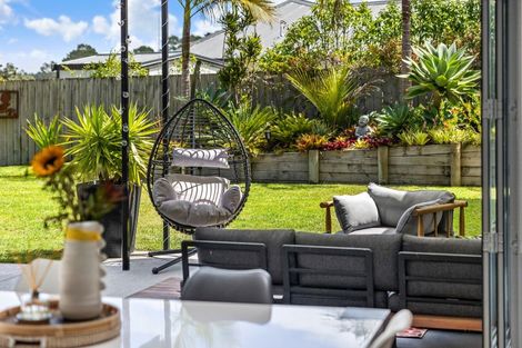 Photo of property in 1154a East Coast Road, Redvale, Auckland, 0794