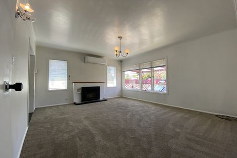 Photo of property in 61 Wilsher Crescent, Henderson, Auckland, 0612