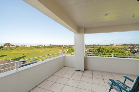 Photo of property in 48 Oxford Street, Te Puke, 3119