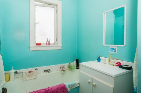 Photo of property in 9 De Lautour Road, Kaiti, Gisborne, 4010