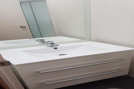 Photo of property in 8 Torrens Terrace, Mount Cook, Wellington, 6011