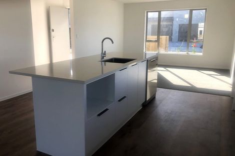 Photo of property in 10 Selkirk Lane, Hamilton Lake, Hamilton, 3204