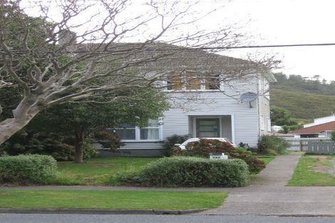 Photo of property in 144/142 Molesworth Street, Taita, Lower Hutt, 5011