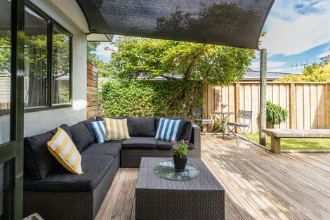 Photo of property in 2 Everest Avenue, Havelock North, 4130