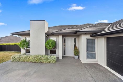 Photo of property in 9 Miranda Place, Flagstaff, Hamilton, 3210