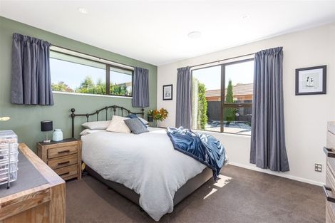 Photo of property in 9 Wakelin Place, Redwood, Christchurch, 8051