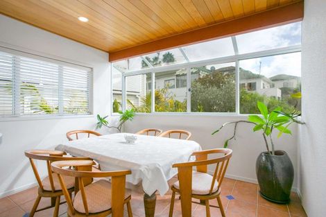 Photo of property in 129 Hobsonville Road, West Harbour, Auckland, 0618