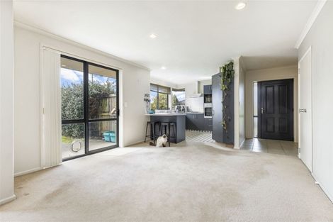 Photo of property in 5 Gresham Place, Rototuna North, Hamilton, 3210