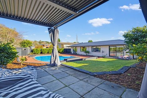 Photo of property in 15 Carter Drive, Pomare, Rotorua, 3015