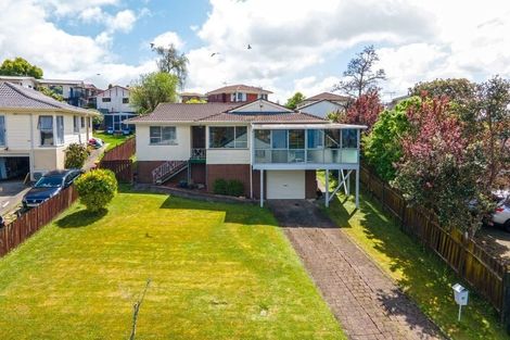 Photo of property in 37 Rosewarne Crescent, Glendene, Auckland, 0602
