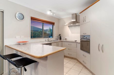 Photo of property in 6 Shaun Close, Papamoa Beach, Papamoa, 3118