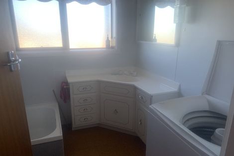 Photo of property in 2/42 Hill View Crescent, Highfield, Timaru, 7910