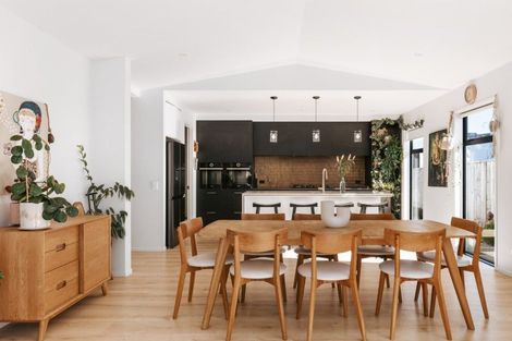 Photo of property in 37 Colpoma Close, Papamoa Beach, Papamoa, 3118