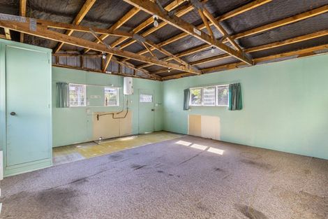 Photo of property in 1 Nisbet Terrace, Kinloch, Taupo, 3377