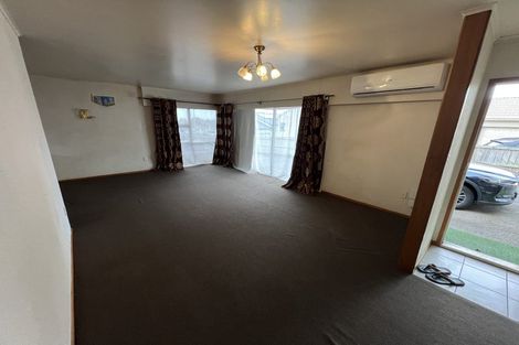 Photo of property in 2/54 Great South Road, Manurewa, Auckland, 2102