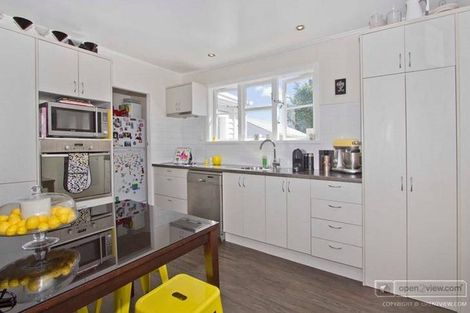 Photo of property in 26 Wainuiomata Road, Wainuiomata, Lower Hutt, 5014