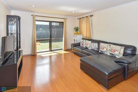 Photo of property in 10c Evans Road, Weymouth, Auckland, 2103