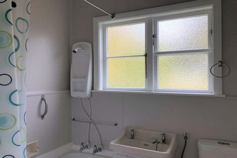 Photo of property in 37 Swiss Avenue, Gonville, Whanganui, 4501