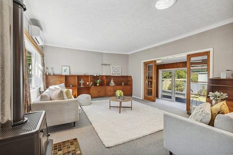 Photo of property in 5 Champion Street, Ranui, Porirua, 5024