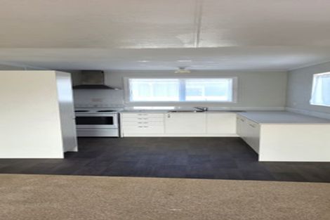 Photo of property in 1/10 Ropiha Street, Fitzroy, New Plymouth, 4312
