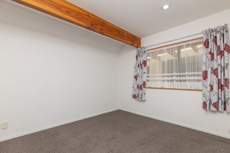 Photo of property in 2a Wainoni Road, Wainoni, Christchurch, 8061