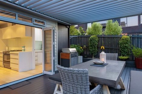 Photo of property in 131 Kowhai Road, Mairangi Bay, Auckland, 0630