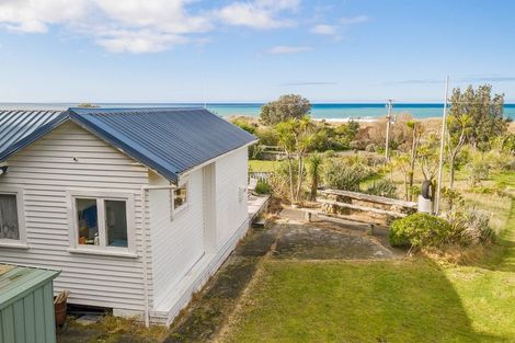 Photo of property in 1 Sandy Bay Drive, Mataikona, Tinui, 5889