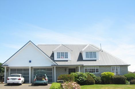 Photo of property in 36 Ravensdale Rise, Westmorland, Christchurch, 8025