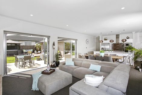 Photo of property in 13 Hillpark Drive, Pokeno, 2402